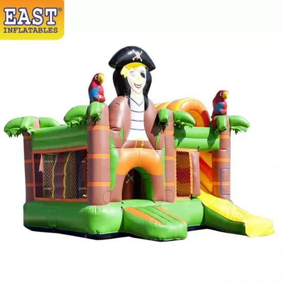 Château Gonflable Pirate Avec Toboggan Château Gonflable Pirate Avec Toboggan